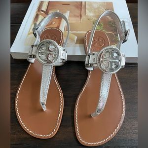 Tory Burch Cassia Sandals. Women’s Size 5.5. *NEW* never worn